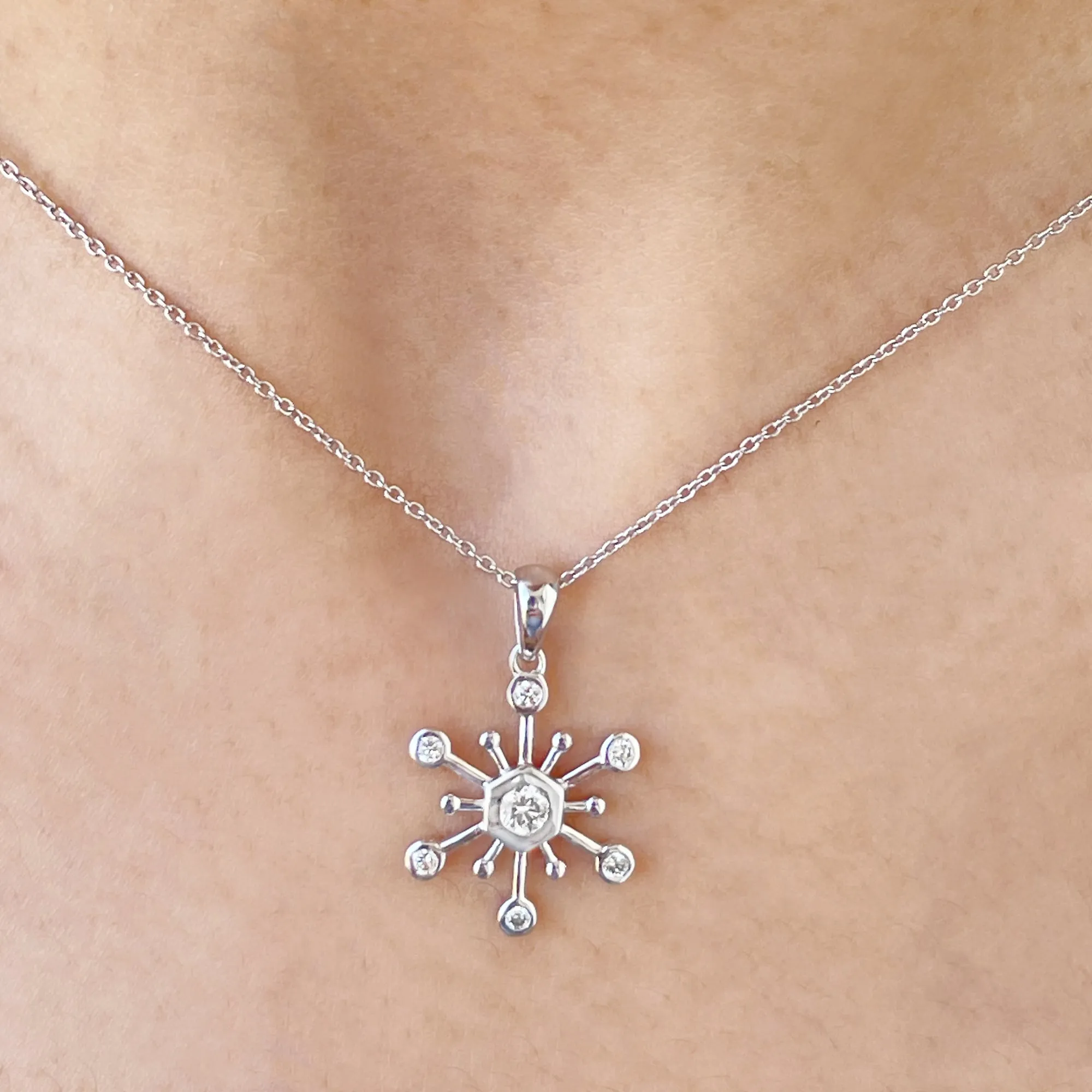 1/4 CT Snowflake Pendant for Women with Diamonds