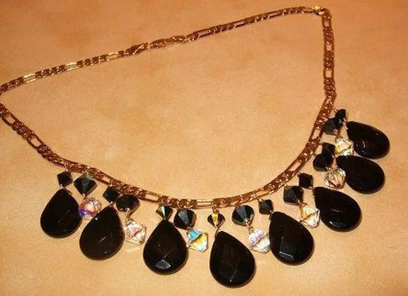 Black Onyx and 18 K rolled Gold Necklace