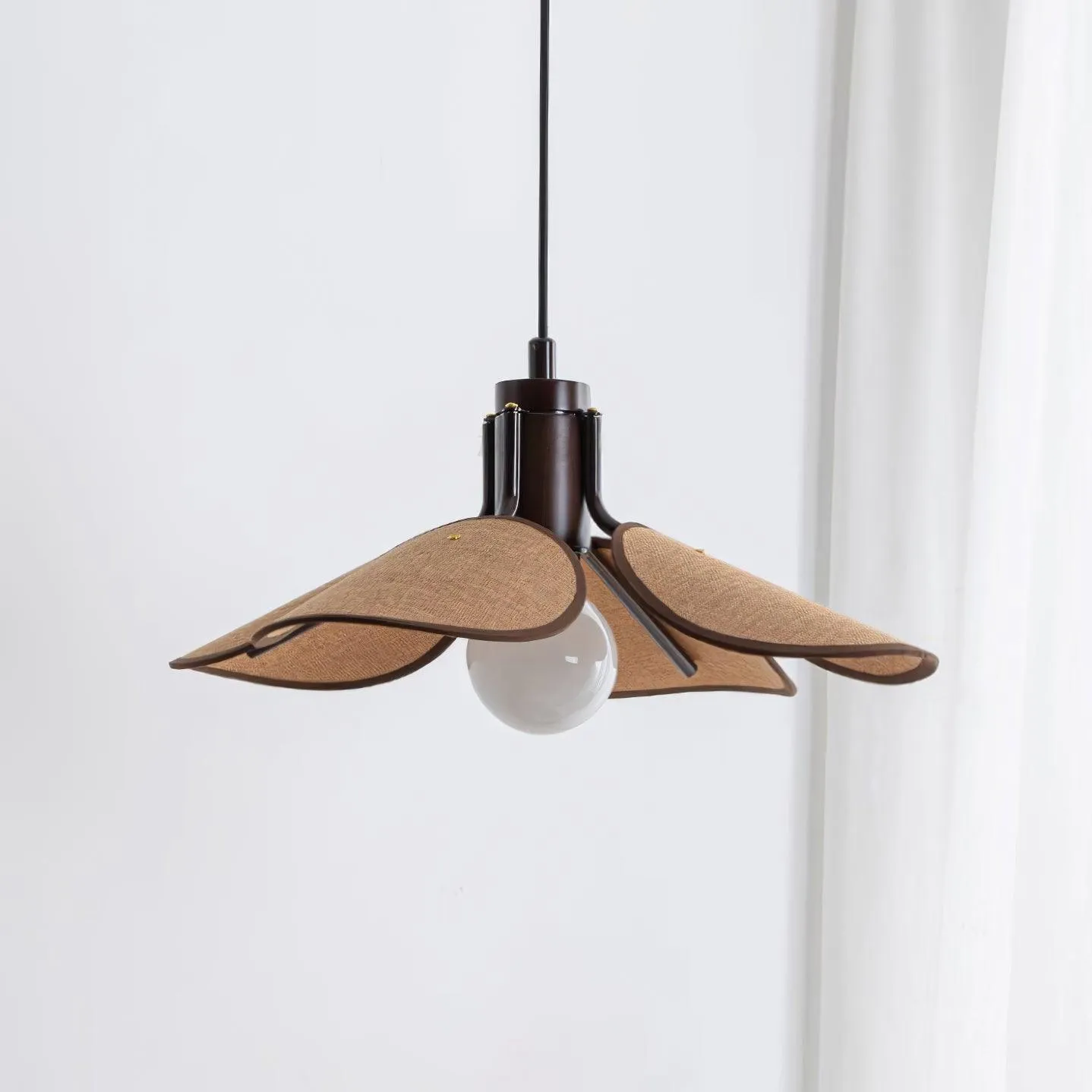 Callie Pendant Lamp 20.4″- 8.6″