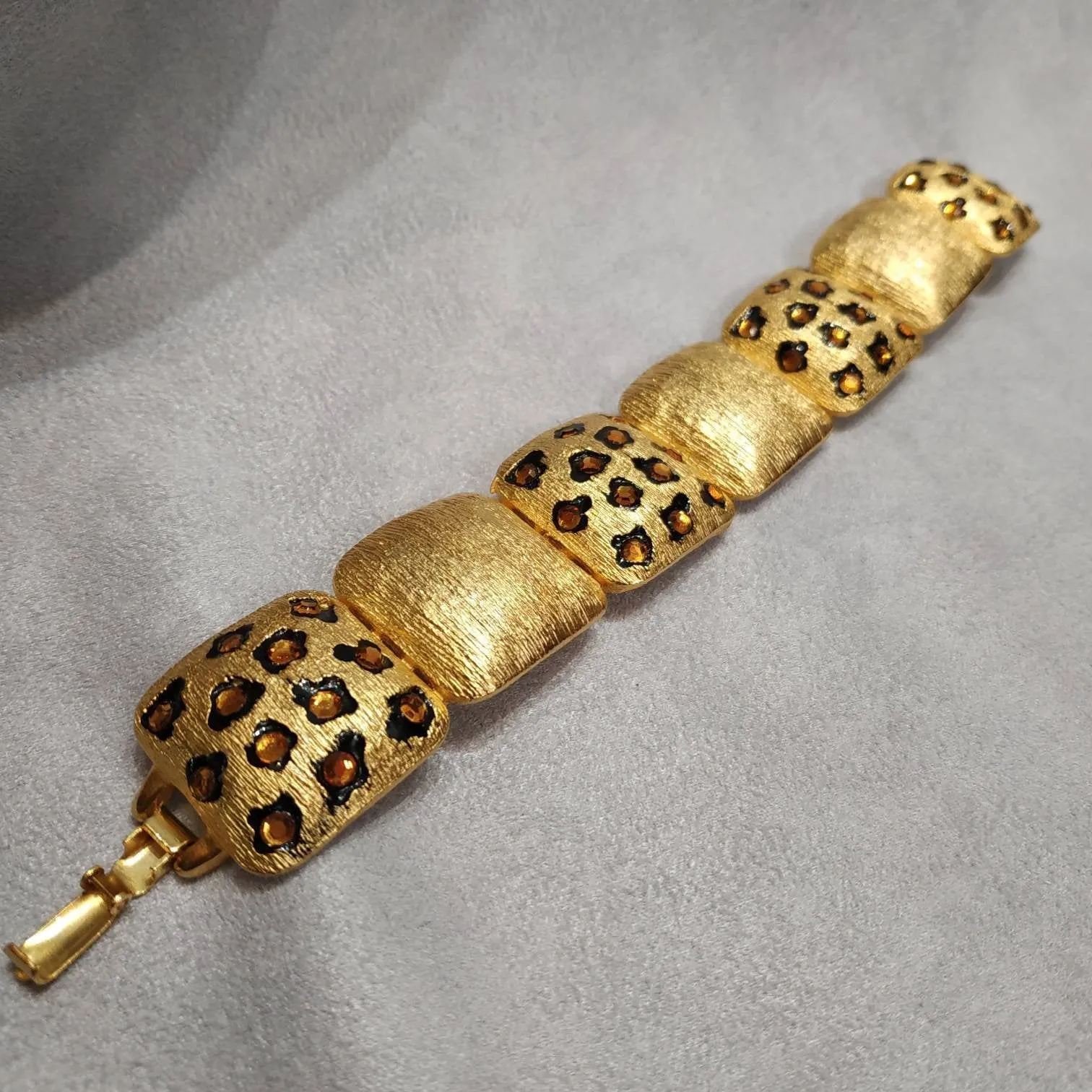 Craft Leopard print  Vintage Bracelet gold plated