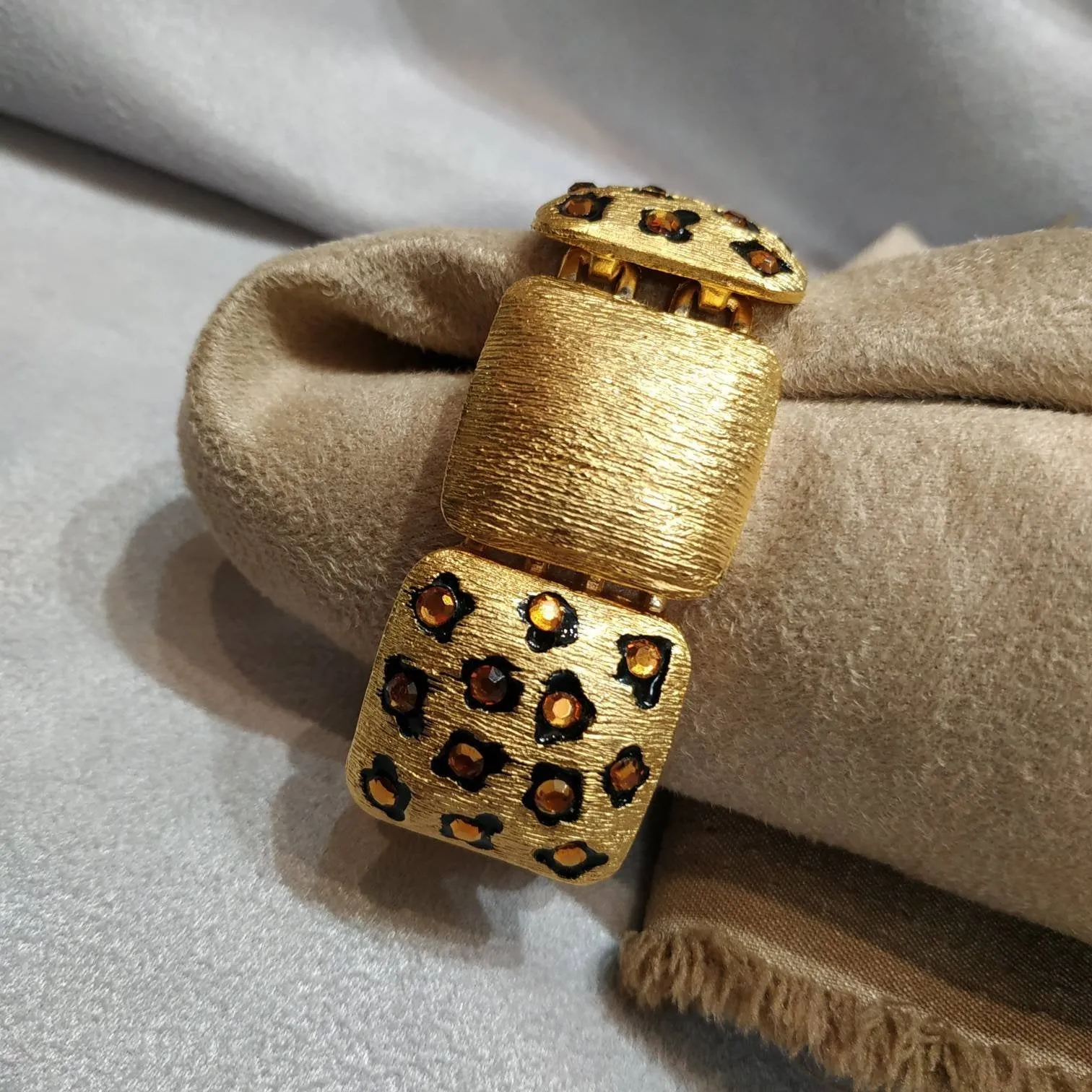 Craft Leopard print  Vintage Bracelet gold plated
