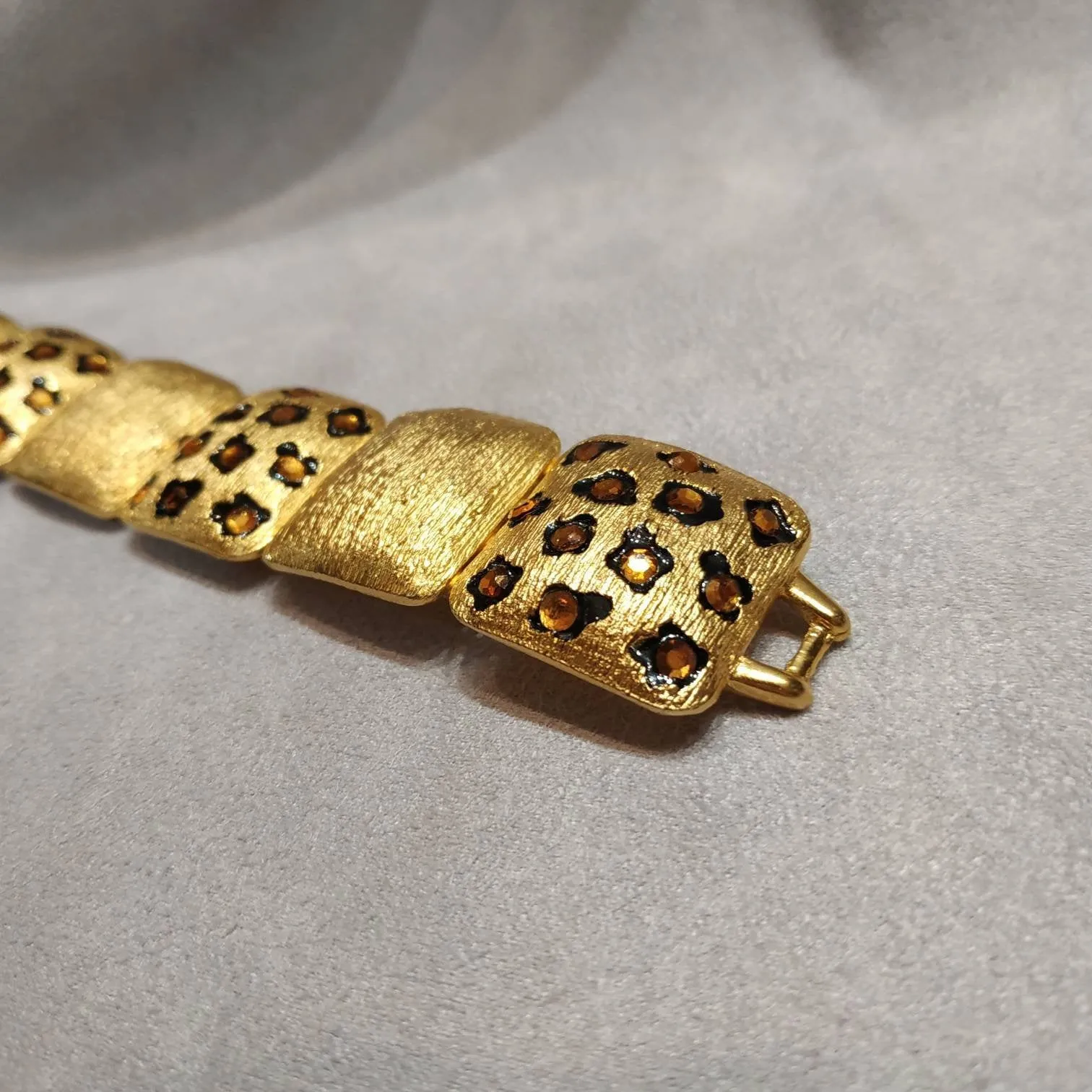 Craft Leopard print  Vintage Bracelet gold plated