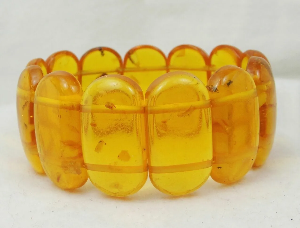 Estate Handcrafted Honey Baltic Amber Round Link Stretch Bracelet
