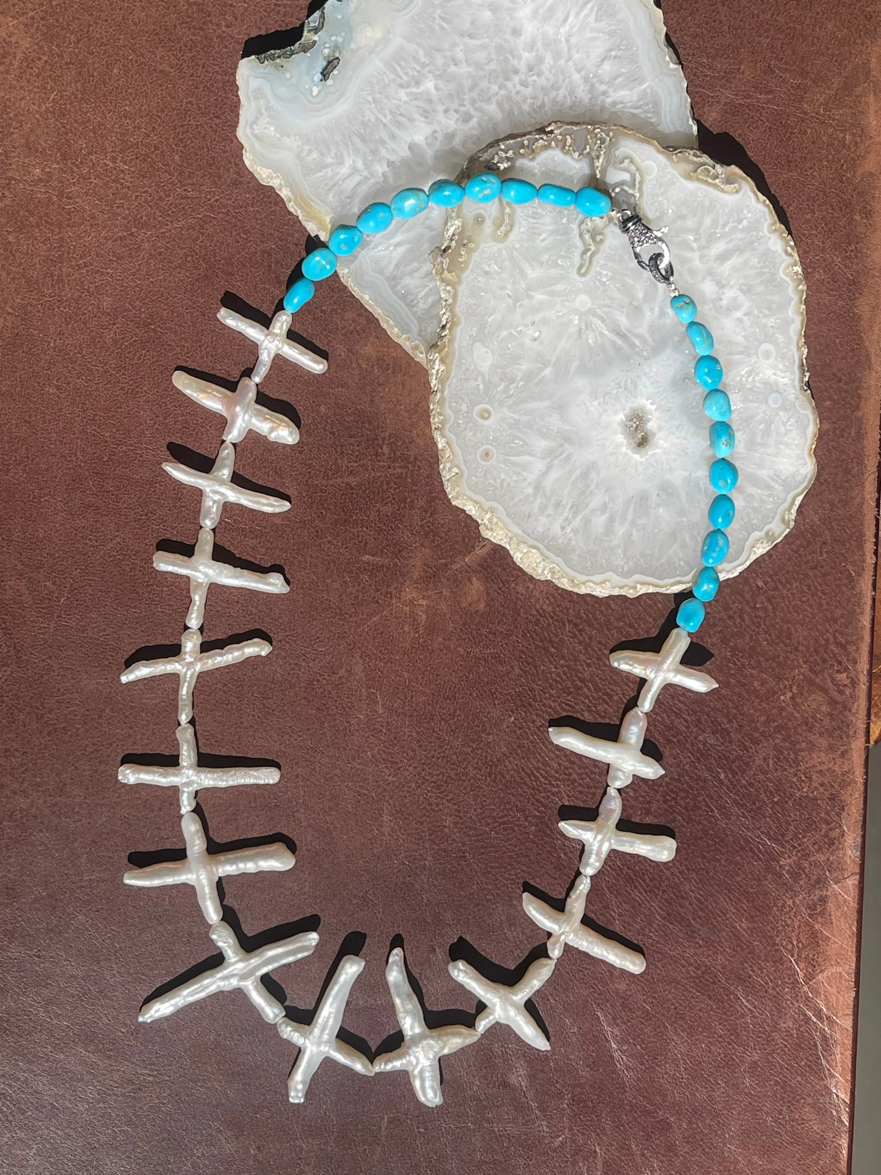 Fe Collection Cross Pearl Necklace