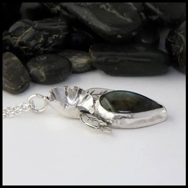 Floral Labradorite Pendant