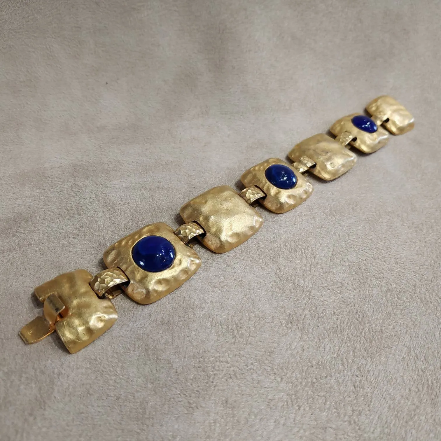 Les Bernard Vintage lapis lazuli gold bracelet