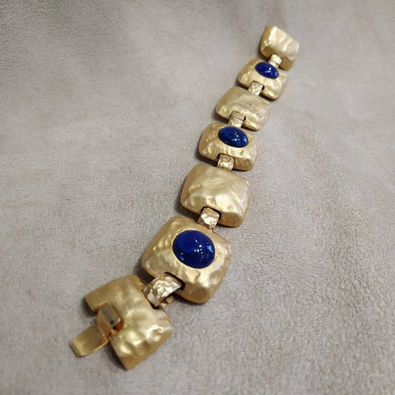 Les Bernard Vintage lapis lazuli gold bracelet