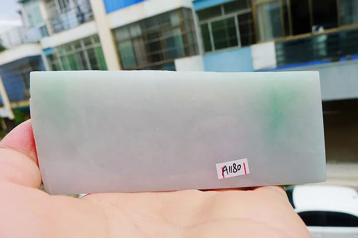 Natural Jade Rough Jadeite Raw (210g,11.1X4.4X1.8cm)