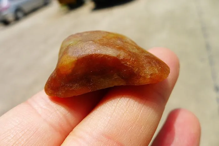 Natural Jade Rough Jadeite Raw (24g,3.7X3.3X1.2cm)