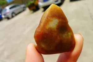 Natural Jade Rough Jadeite Raw (24g,3.7X3.3X1.2cm)