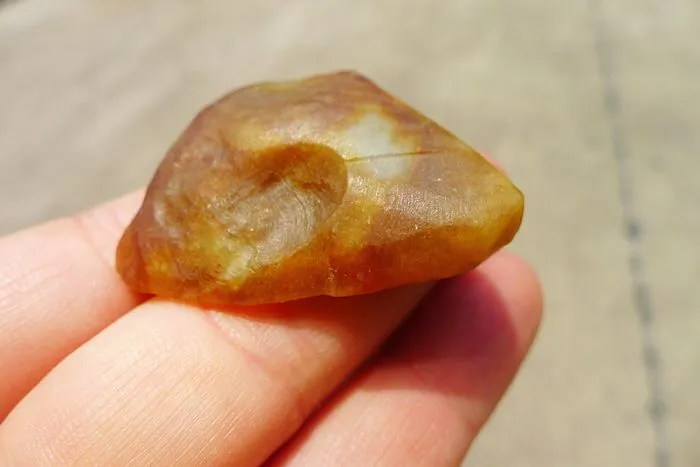 Natural Jade Rough Jadeite Raw (24g,3.7X3.3X1.2cm)