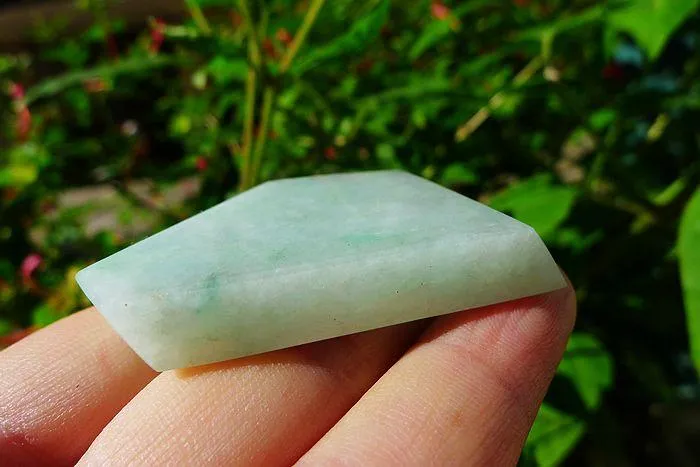 Natural Jade Rough Jadeite Raw (32.5g,5X2.9X0.85cm)