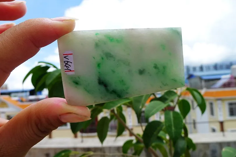 Natural Jade Rough Jadeite Raw (55g,6.5X3.9X0.75cm)