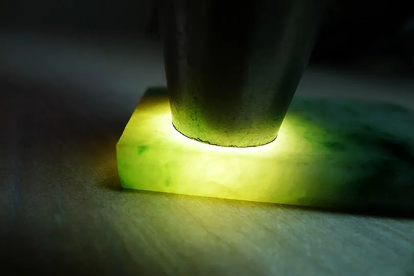 Natural Jade Rough Jadeite Raw (55g,6.5X3.9X0.75cm)