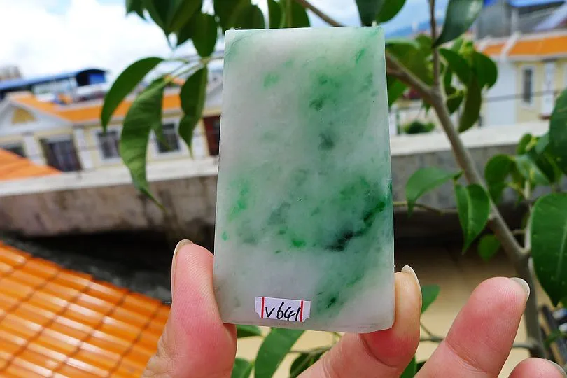 Natural Jade Rough Jadeite Raw (55g,6.5X3.9X0.75cm)