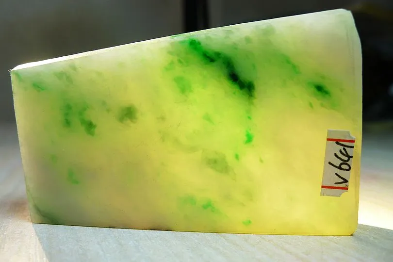 Natural Jade Rough Jadeite Raw (55g,6.5X3.9X0.75cm)