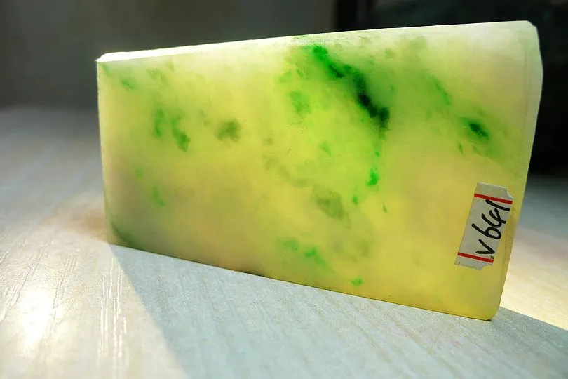 Natural Jade Rough Jadeite Raw (55g,6.5X3.9X0.75cm)