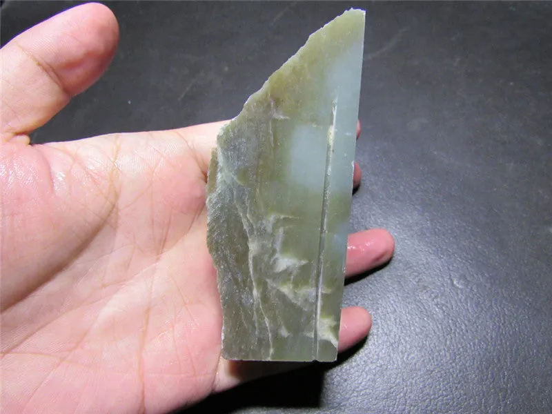 Natural Kunlun Jade Rough Nephrite Raw (263.11g, 90X65X37mm)