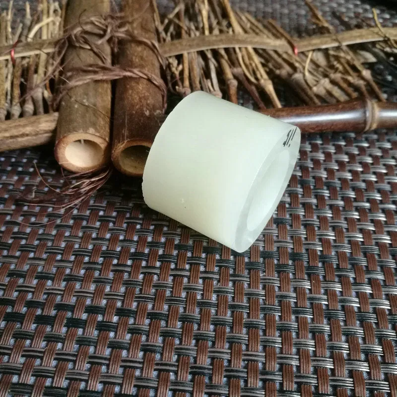 Natural Kunlun Jade Rough Nephrite Raw (49g,2.3X3.6X2.8cm)