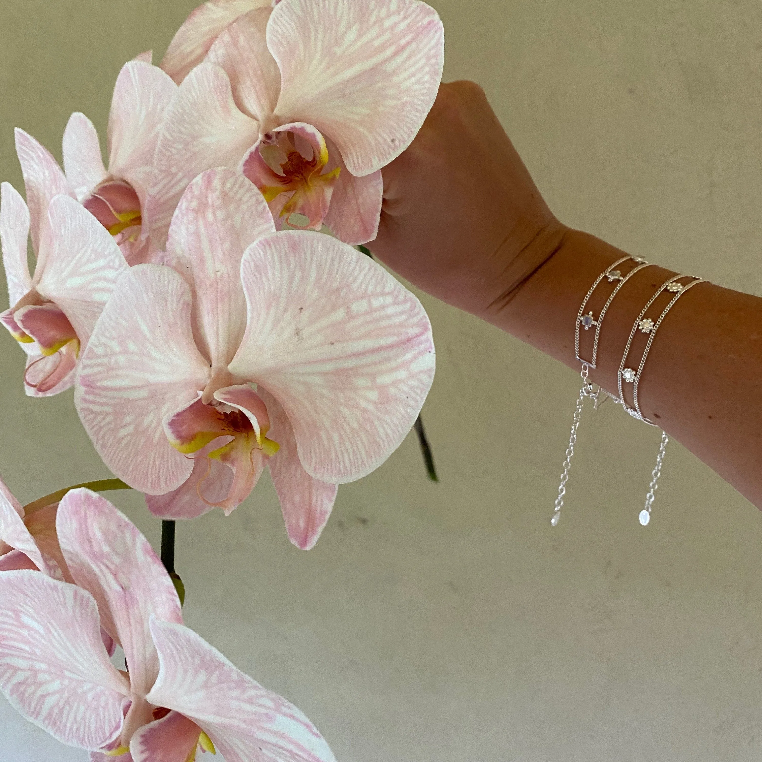 Riri Sterling Silver Rainbow Moonstone Bracelet