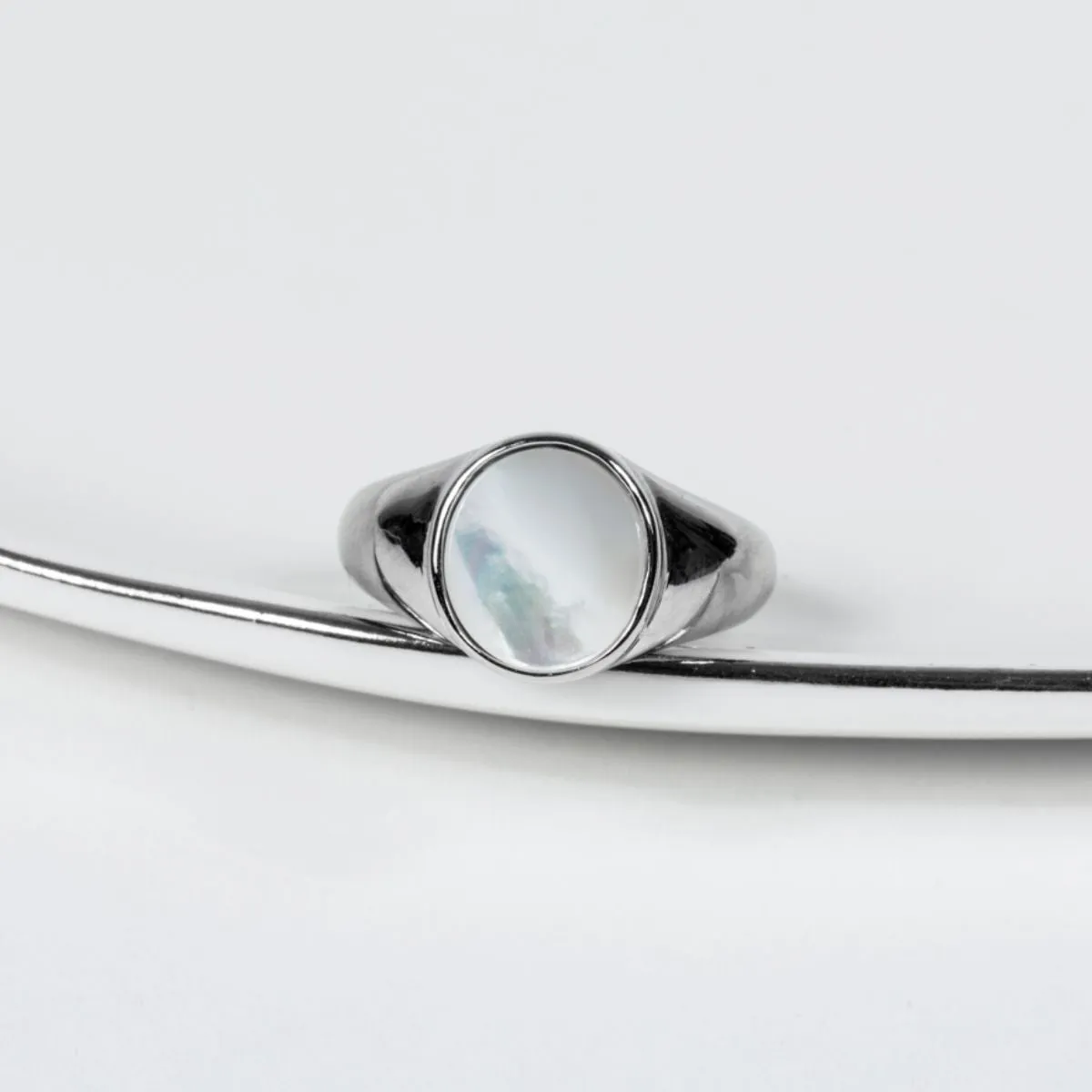 Roma Mother of Pearl Signet Ring